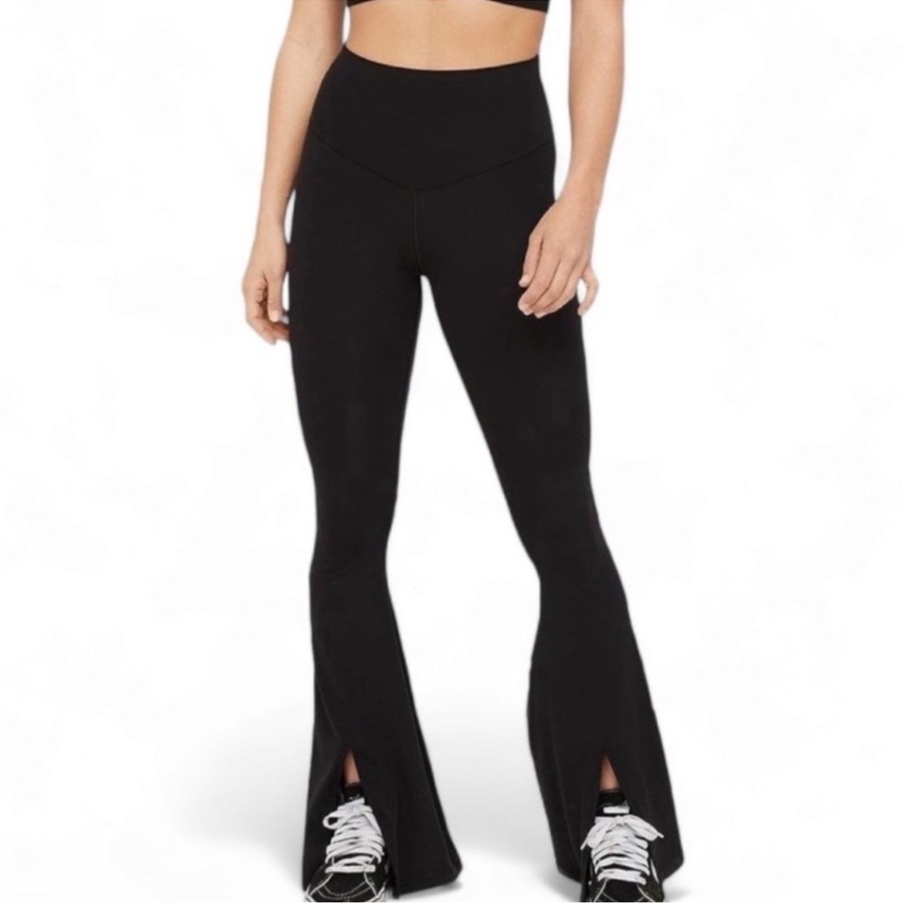 Nwt Aerie Black real me xtra Flare nwt
